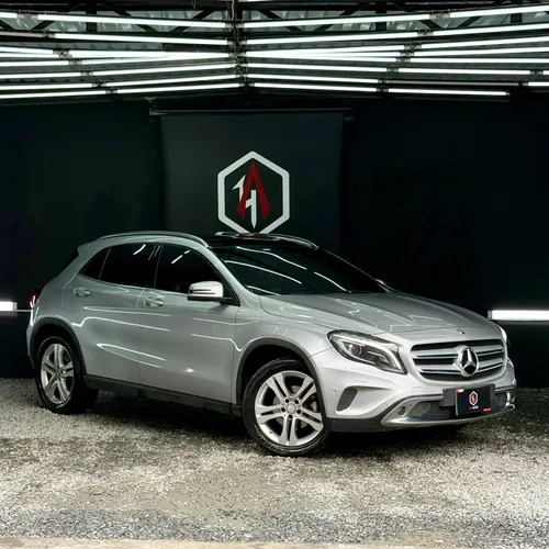 MERCEDES BENZ GLA 200 2016