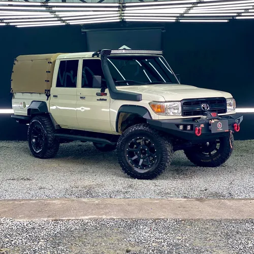 TOYOTA LAND CRUISER GRJ79L 2019