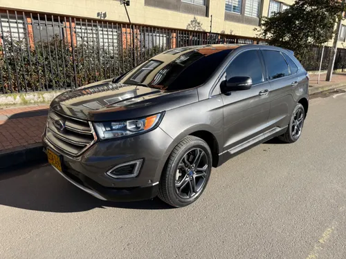 Ford edge titanium 4x4