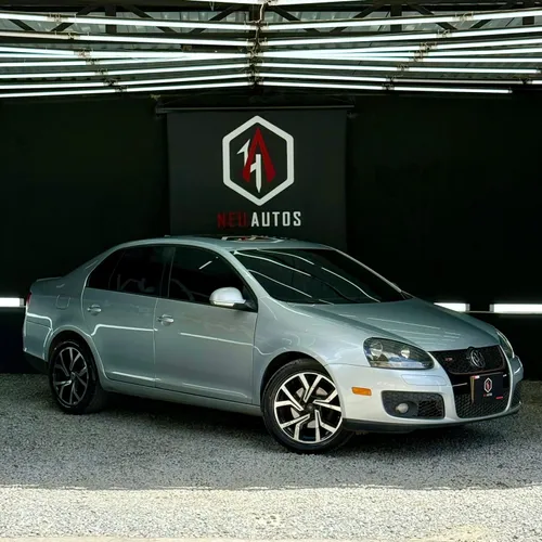 VOLKSWAGEN BORA STYLE ACTIVE 2009