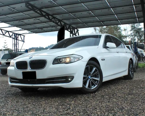 BMW 523i F10 Exclusive 2011