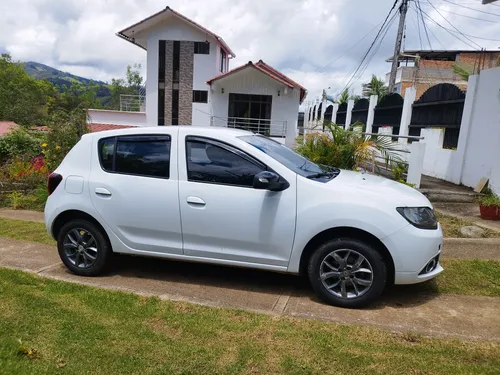 Renault Sandero version Polar 2019