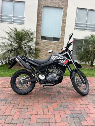YAMAHA XT 660R  