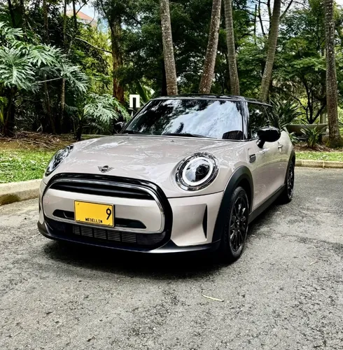 Mini Cooper C 2024