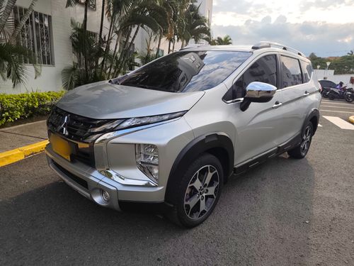 Mitsubishi Xpander Cross modelo 2022 Unico dueno