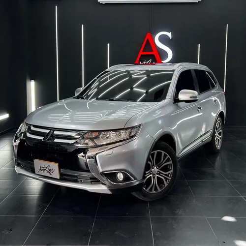 Mitsubishi outlander 2017 