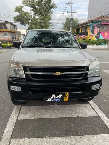 Chevrolet luv Dmax