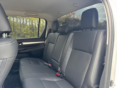 TOYOTA HILUX SRX 2024 -DIESEL-
