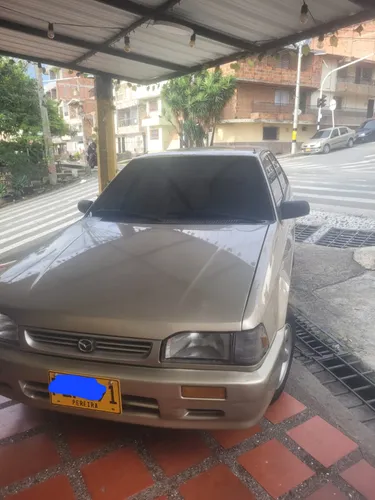 Mazda 323 full inyeccin 2001