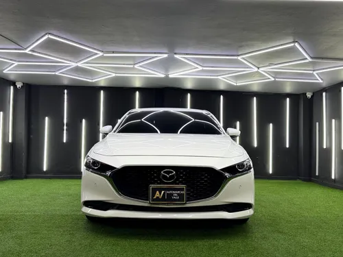 MAZDA 3 TOURING 2024 