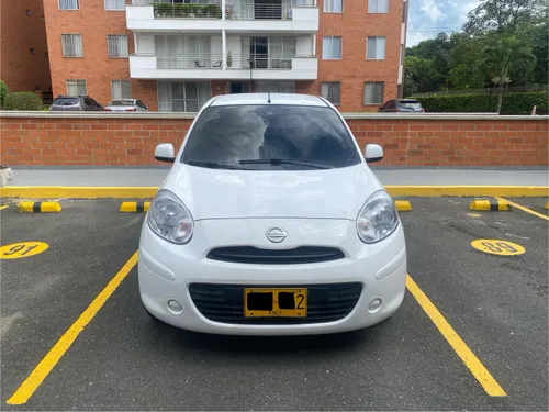 Nissan March 2016 mecanico 