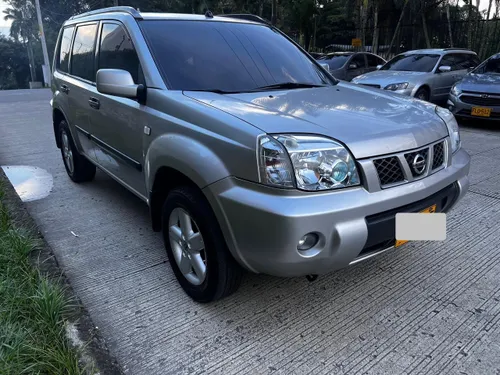 NISSAN XTRAIL 2008