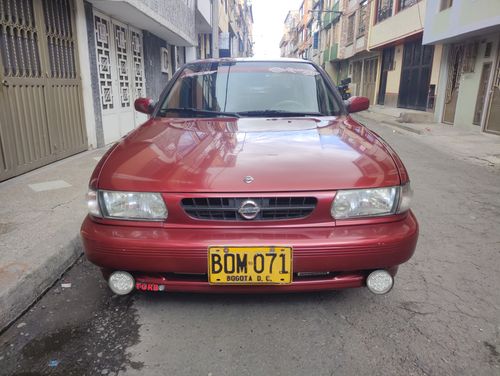 NISSAN SENTRA B13