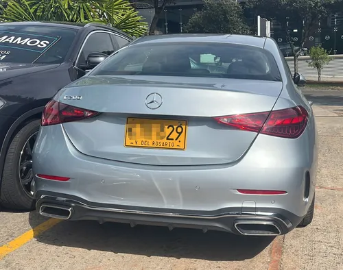 Mercedes benz C200