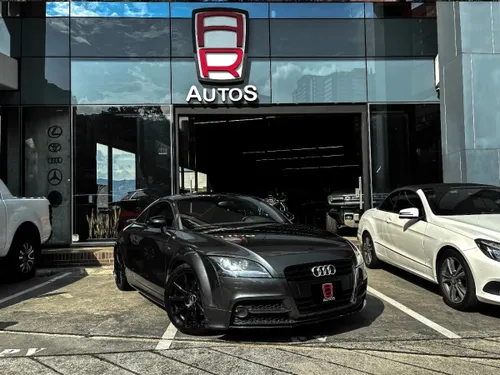 AUDI TT TURBO S LINE 2015  Motor 2.0L  Gasolina