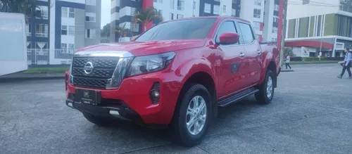 Nissan frontier 2.5 disel automatica 4x4 version xe 2022  info 3136614176