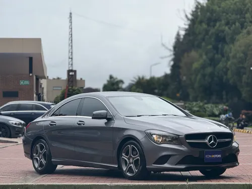 Mercedes-Benz CLA200 2014
