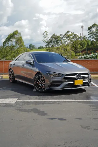 MERCEDES BENZ CLA35 AMG 