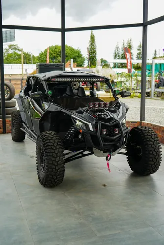 CAN-AM MAVERICK X3 XRS S-MART SHOX 2023