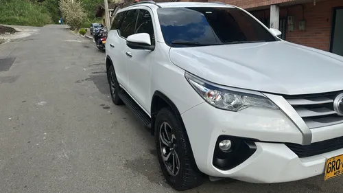 Vendo Toyota Fortuner 2020
