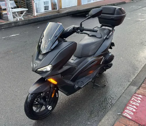Victory Black 2023 km 3.700 