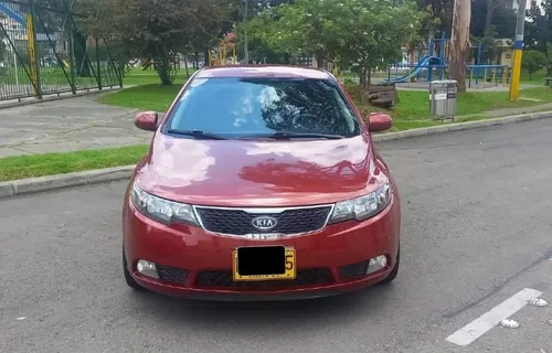 Kia Cerato Forte 2012