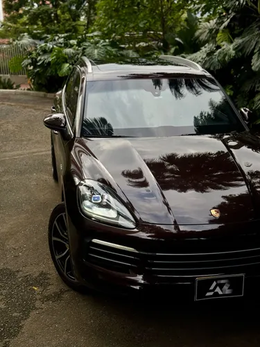 Porsche Cayenne E-Hybrid 2019 B2 PLUS