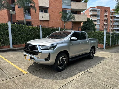 TOYOTA HILUX SRX 2022 