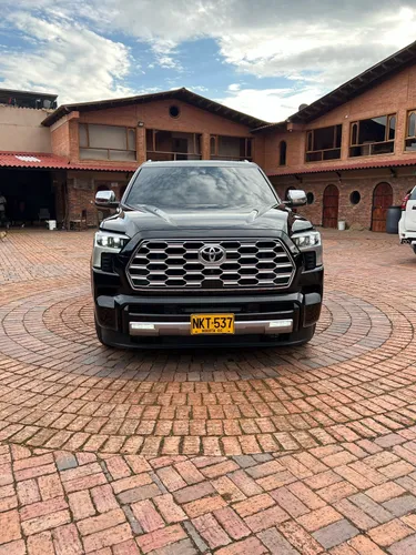 TOYOTA SEQUOIA CAPSTONE Hibrida 