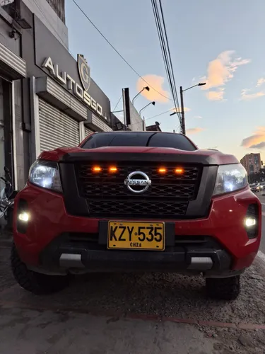 Nissan frontier np300 diesel 4x4 
