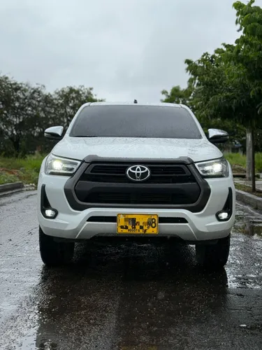 Toyota Hilux 2.4 full automtica 