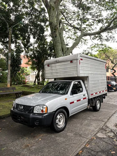 NISSAN Frontier NP300 furgon
