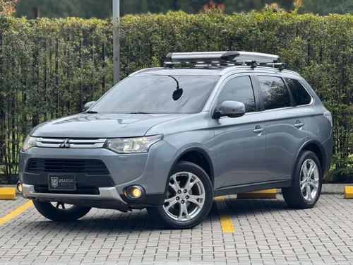 MITSUBISHI OUTLANDER KAITEKI 2016