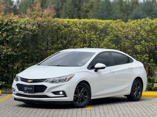 CHEVROLET CRUZE 2017