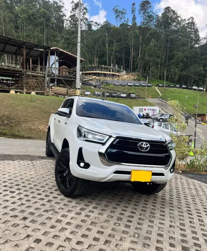 Toyota Hilux 2.8 Srv 2021