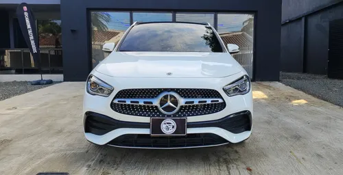 Mercedes Benz GLA 200 2023