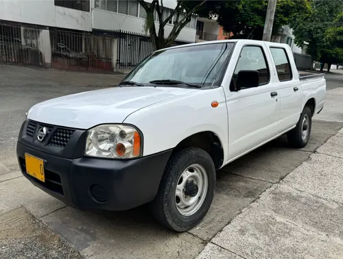 Nissan Frontier modelo 2014 np300