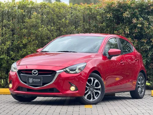 MAZDA 2 GRAND TOURING MT 2017