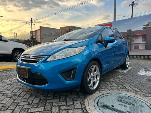 Ford Fiesta SE MECNICO 