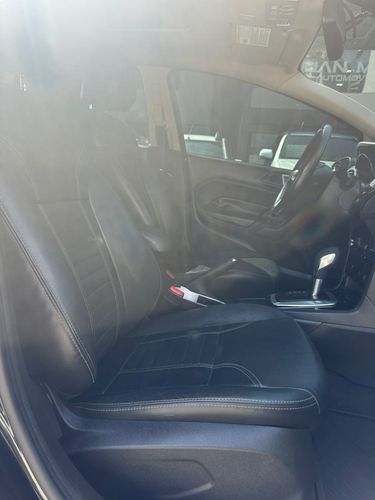 Ford Fiesta Titanium automatico 