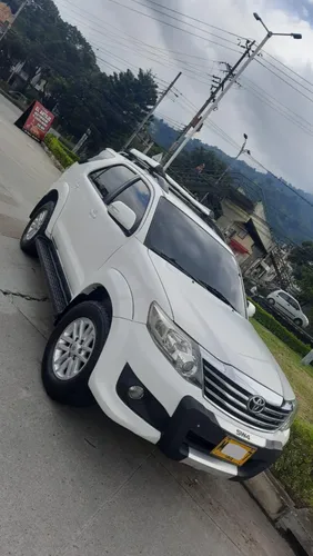 Toyota Fortuner edicion limitada sierra 4x4 gasolina 2014