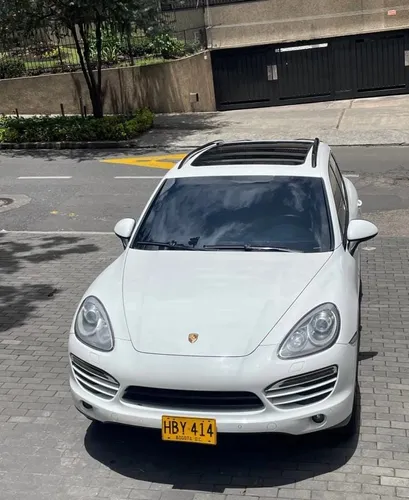 Porshe cayenne 3.6 V6 lux 2013