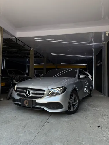Mercede Benz E200 blindaje 2 plus 