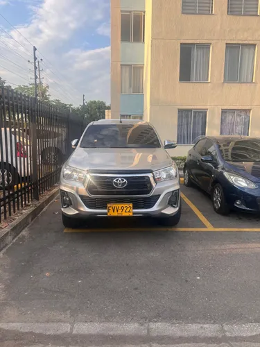 Toyota Hilux 2.4 diesel 2020 4x4