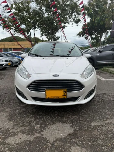 FORD FIESTA TITANIUM
