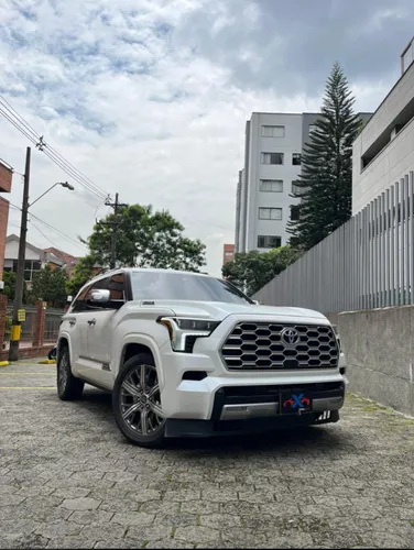 TOYOTA SEQUOIA CAPSTONE 2024 