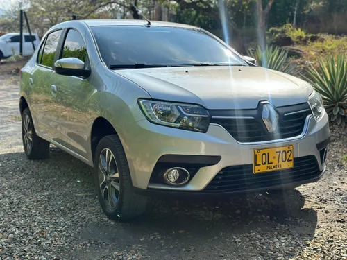 Renault Logan 2023 FULL EQUIPO