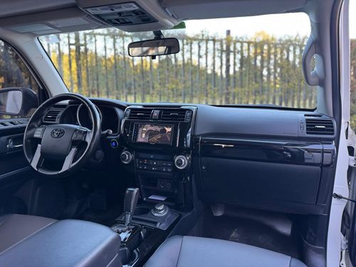 TOYOTA 4RUNNER SR5 2020