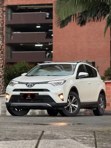 Toyota Rav4 2017 Street Blanca perlada 