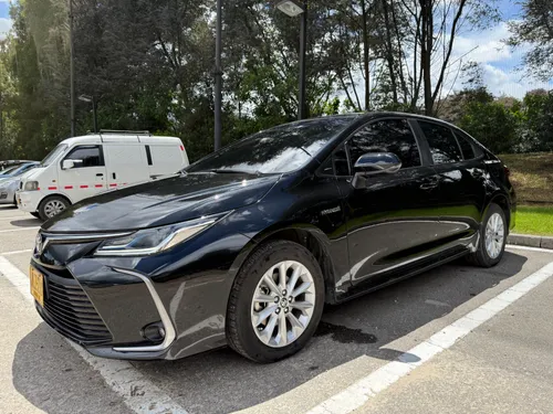 Toyota Corolla Hibrido XEi 2020